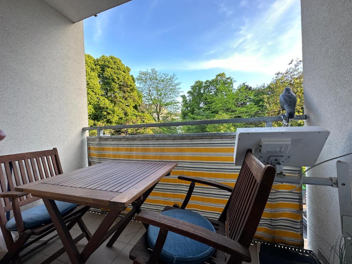 2 Rooms Flat With Balcony, Near Of Center Wien Exteriör bild