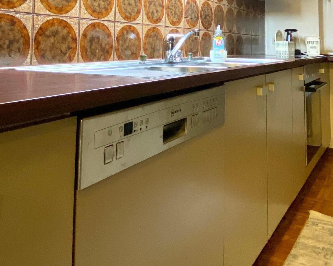 2 Rooms Flat With Balcony, Near Of Center Wien Exteriör bild